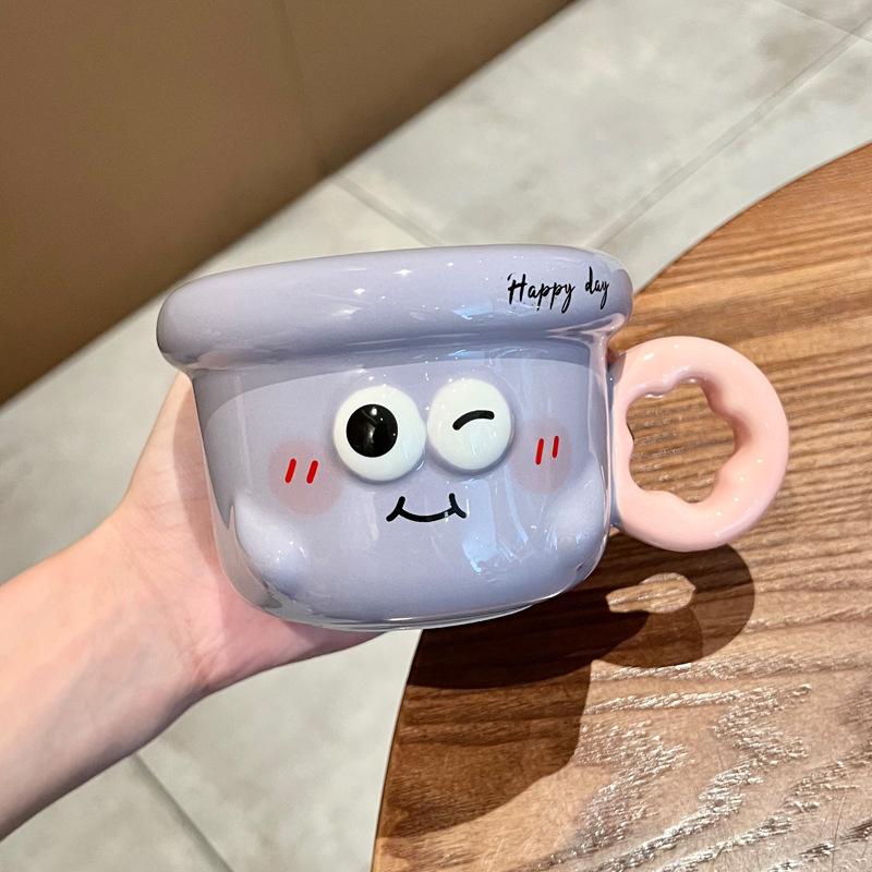 Birthday Gifts for Girls, Cute Flower-shaped Ceramic Mugs, High-value Drinking Cups with Lids and Spoons As Gifts