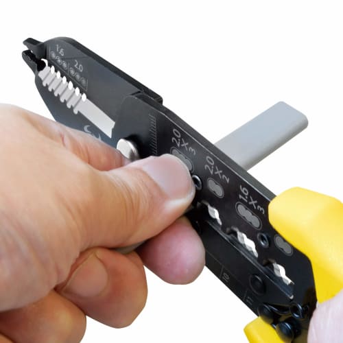 Tsunoda VVF Stripper VAS-230, recommended tool for the Class 2 Electrician Skills Examination