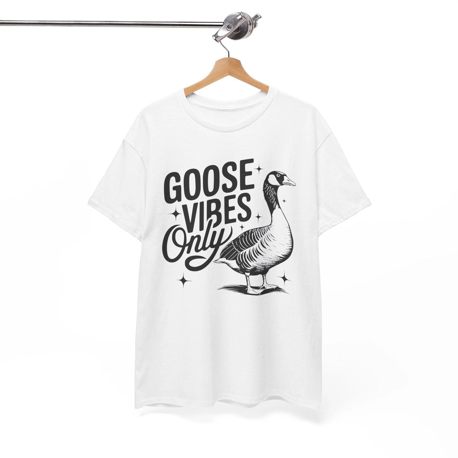 Side-Splitting T-Shirt - The Funniest Graphic Tee GOOSE VIBES T-Shirt L