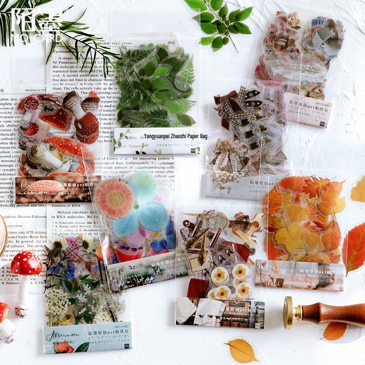 

MòMò PET Stickers: Jenny s Leisure Plant Series for Creative Journaling - 8 Styles Petals in the Sky