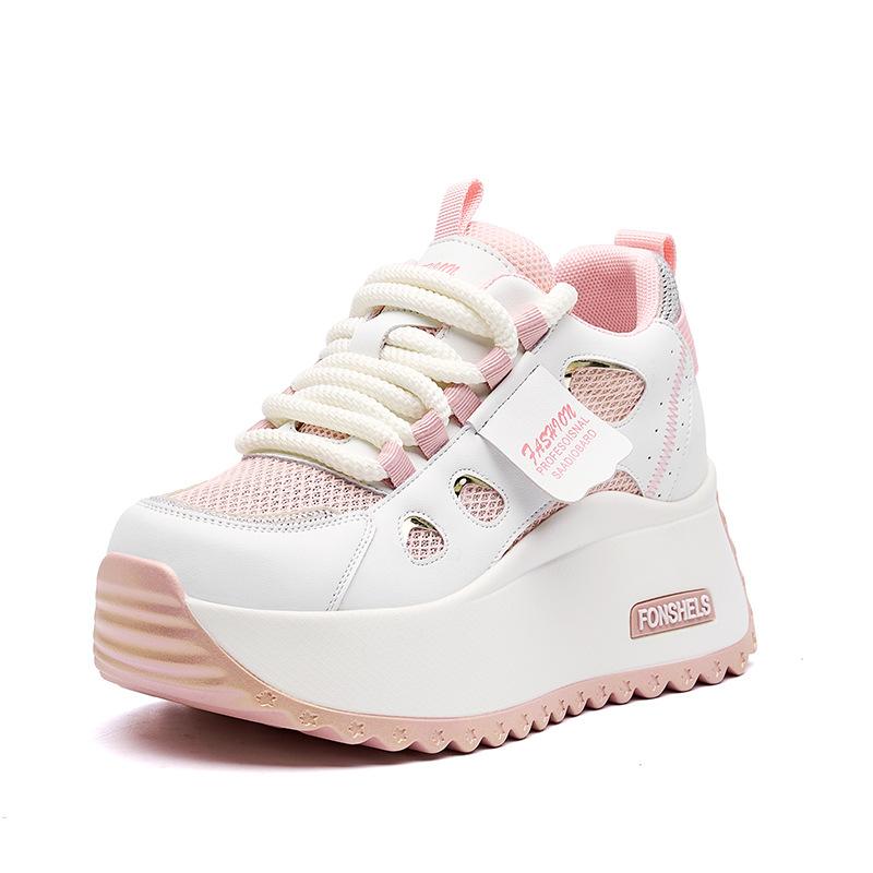 Forrest Gump casual shoes for women 2026 new thick soled Korean version versatile height increasing retro women's shoes trend