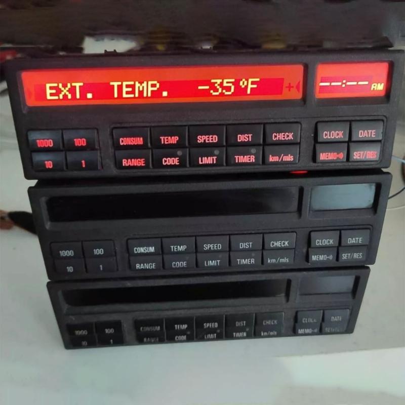 Digital Dashboard LCD Screen 18 Key Interface Durability Glass Surfaces Vehicle Computer For E36 Driving Metric Tracking