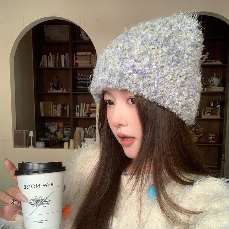 

Вязаная шерстяная шапка большого размера для женщин, осенне-зимняя, для защиты от холода и защиты ушей, ретро, шапка, подчеркивающая лицо, новый стиль M（56-58cm）