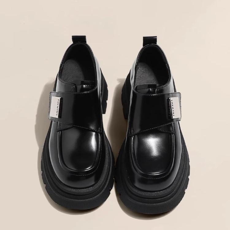 

Small leather shoes women s early spring 2025 new British style platform heightening single shoes Velcro round head soft leather loafers 35 чёрный