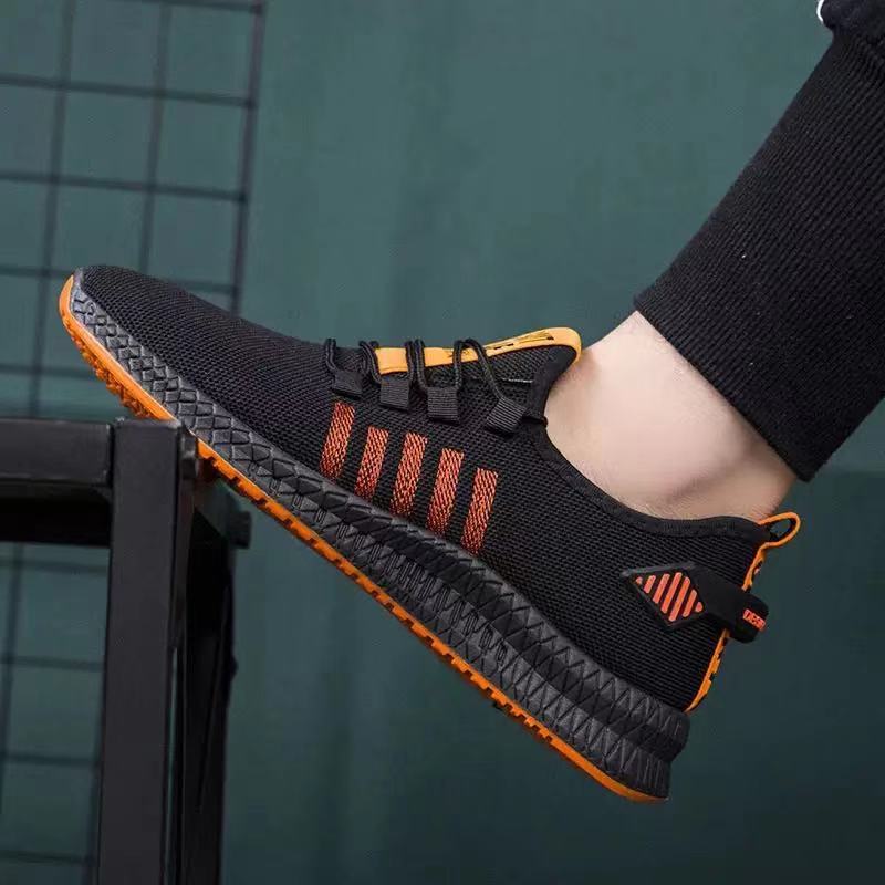 Men's net shoes new spring breathable light casual shoes men's Korean version summer running trendy shoes men's small black shoes
