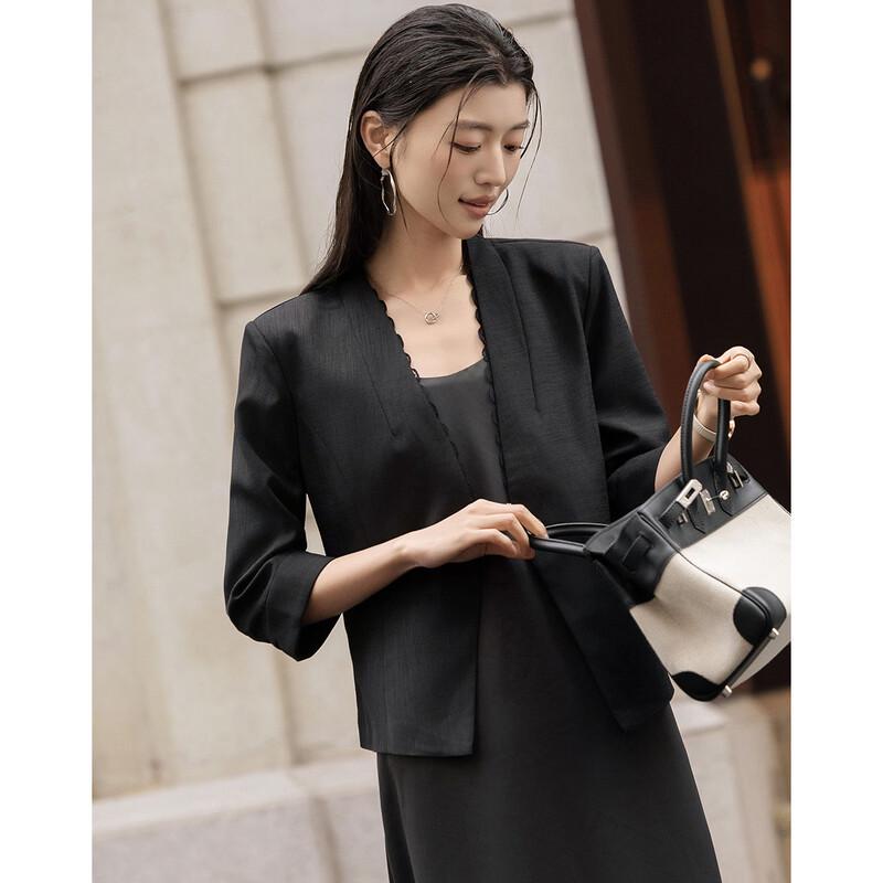 Women s V-Neck Seven-Sleeve Blazer S