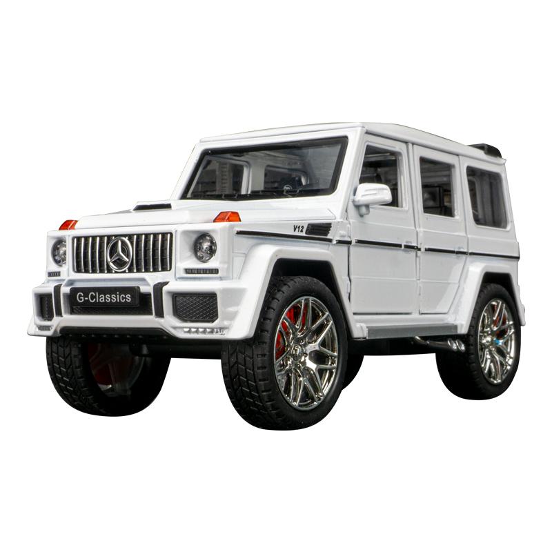 

1:24 Simulation Mercedes Benz G63 Alloy Car Model Ornament Collection doors on both sides that can be opened rich details белый