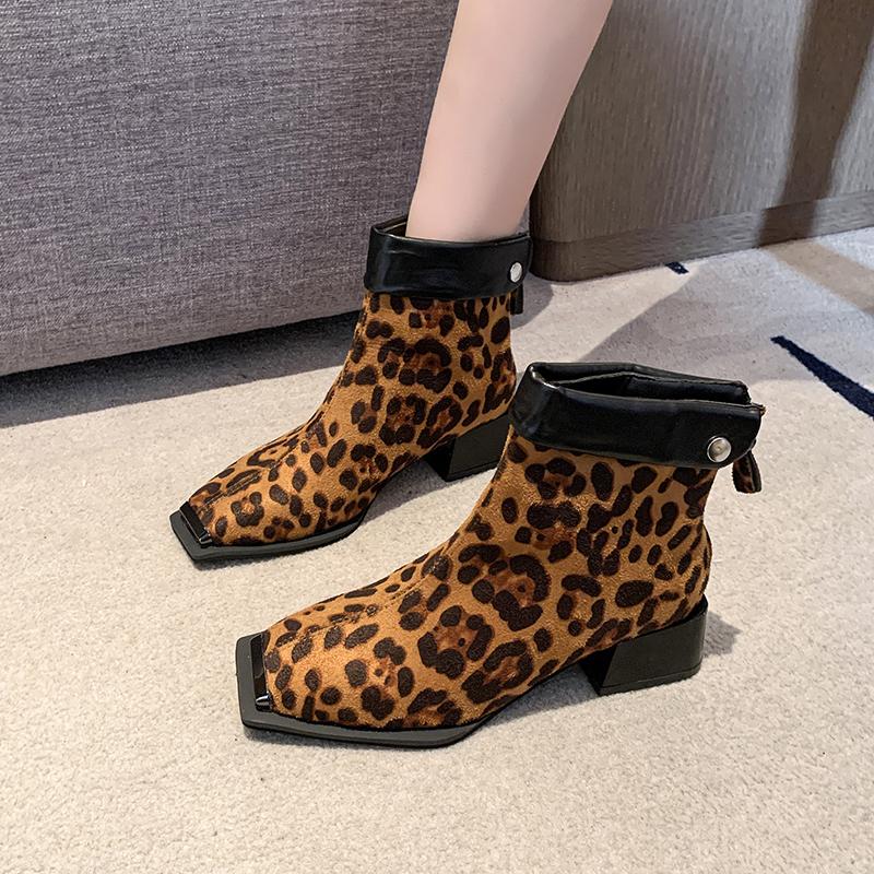 

Модные замшевые ботильоны с леопардовым принтом, сексуальные туфли на среднем каблуке с квадратным носком и массивными ботинками, тренд зимы 2025 года, новые готические туфли-лодочки Chelsea Botas Mujer 38 леопардовый