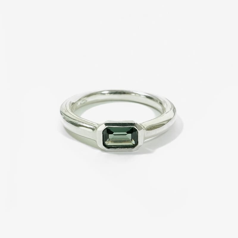 Invisible collage GREEN SHINY LID RING
