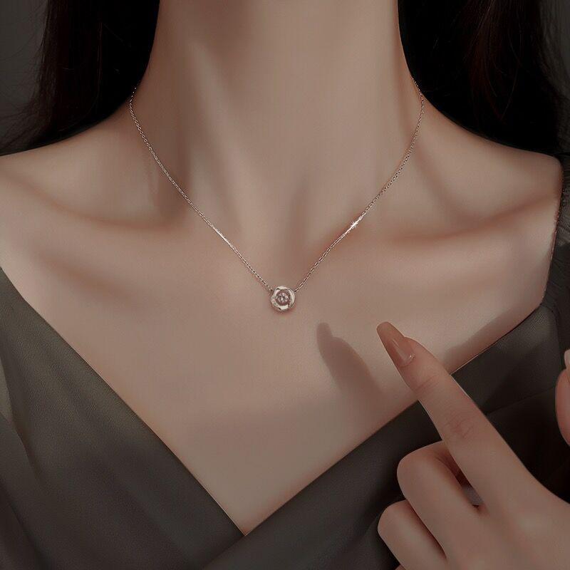 Heart Light Ring Diamond Necklace Simple Niche Design Clavicle Chain Pendant Item Decoration