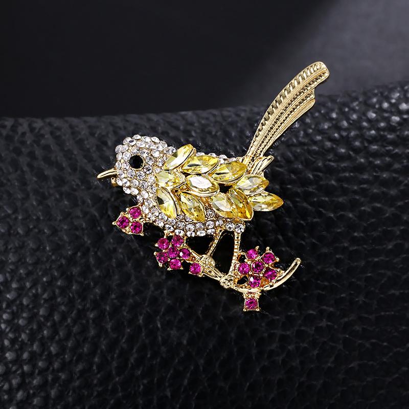 Weiman Cute Animal Multi Color Crystal Rhinestone Bird Zinc Alloy Children's Wedding Engagement Brooch Pins