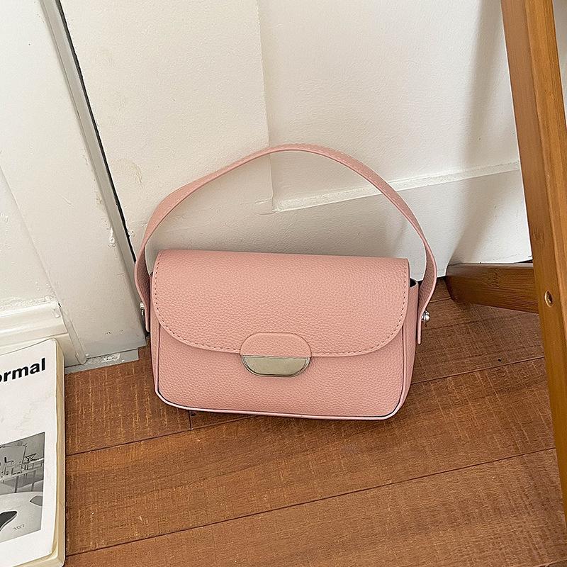 Simple and Fashionable Style Snap Closure Handbag for Carrying on The Shoulder or Crossbody, Small Square Shape Bag