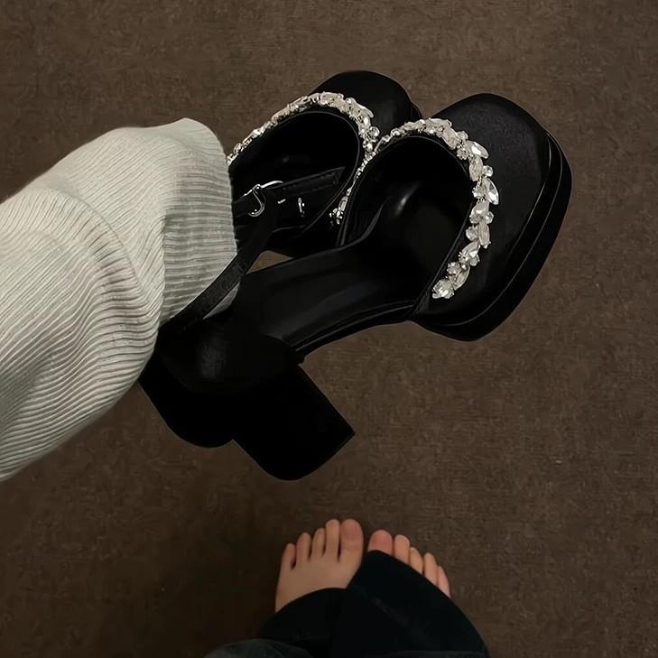 Giant legs long explosion thick-soled super high heels small man not tired feet thick heel word with rhinestone sandals women