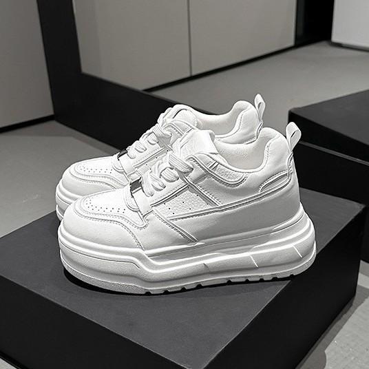 Sheepskin version~ Invisible inner height increase of 9cm, thick-soled versatile little white shoes for women's 2025 spring new casual board shoes