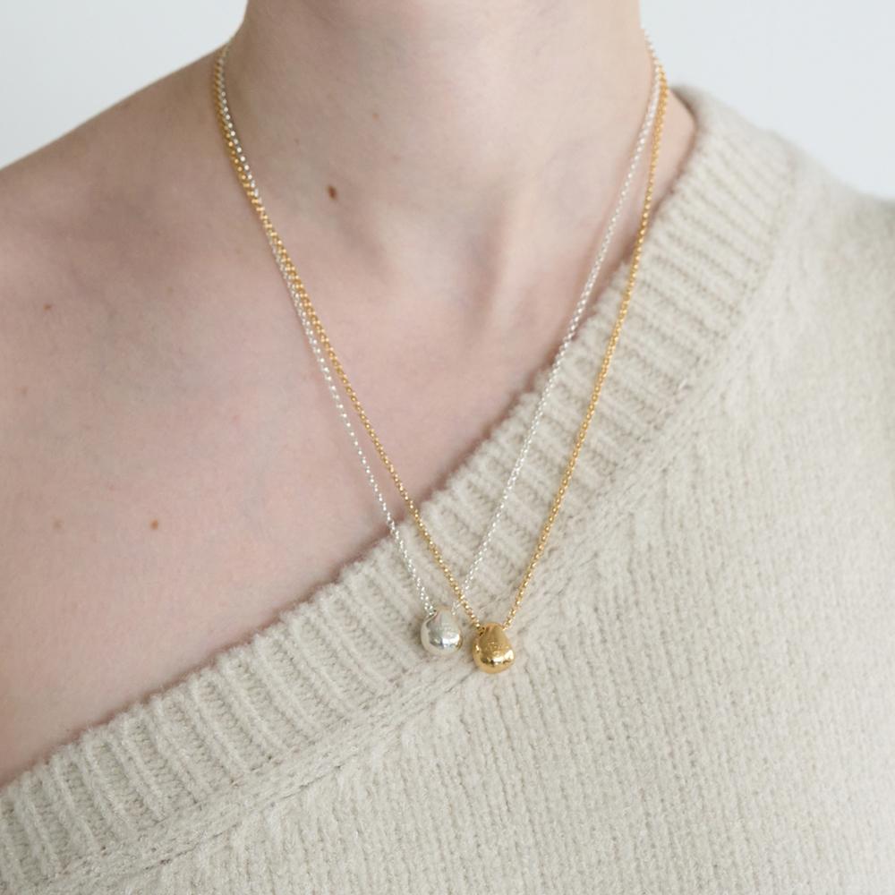 Still Instant Round Hole & Forms - Necklace 02 (2Colors)