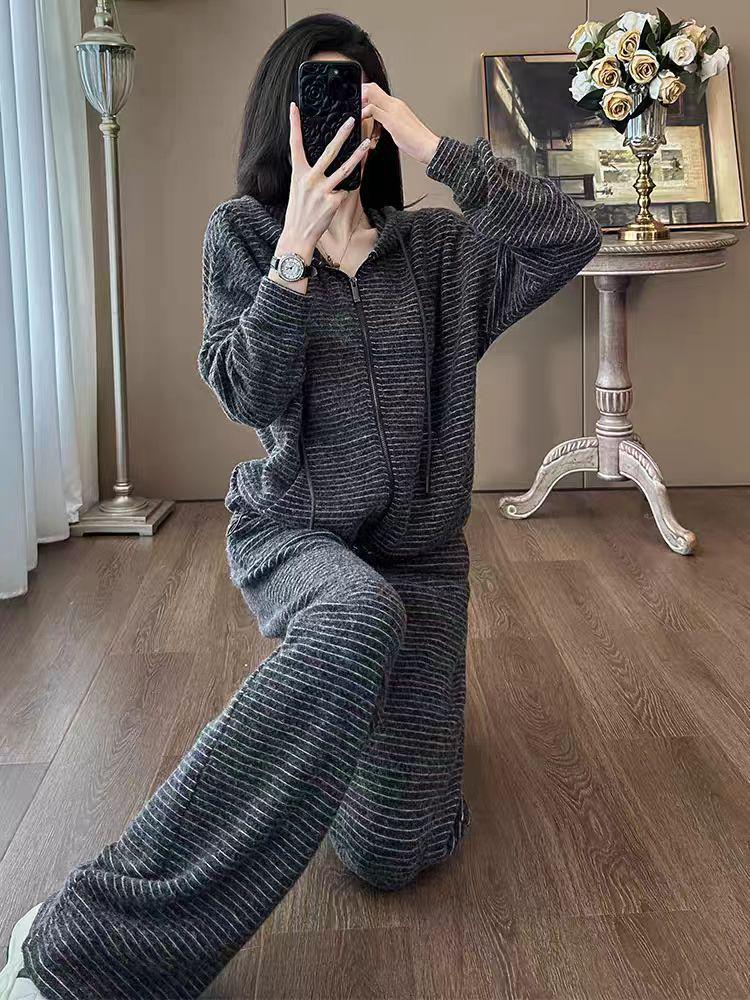 2026 Trendy Hooded Sweatshirt & Wide-Leg Pants Sports Set