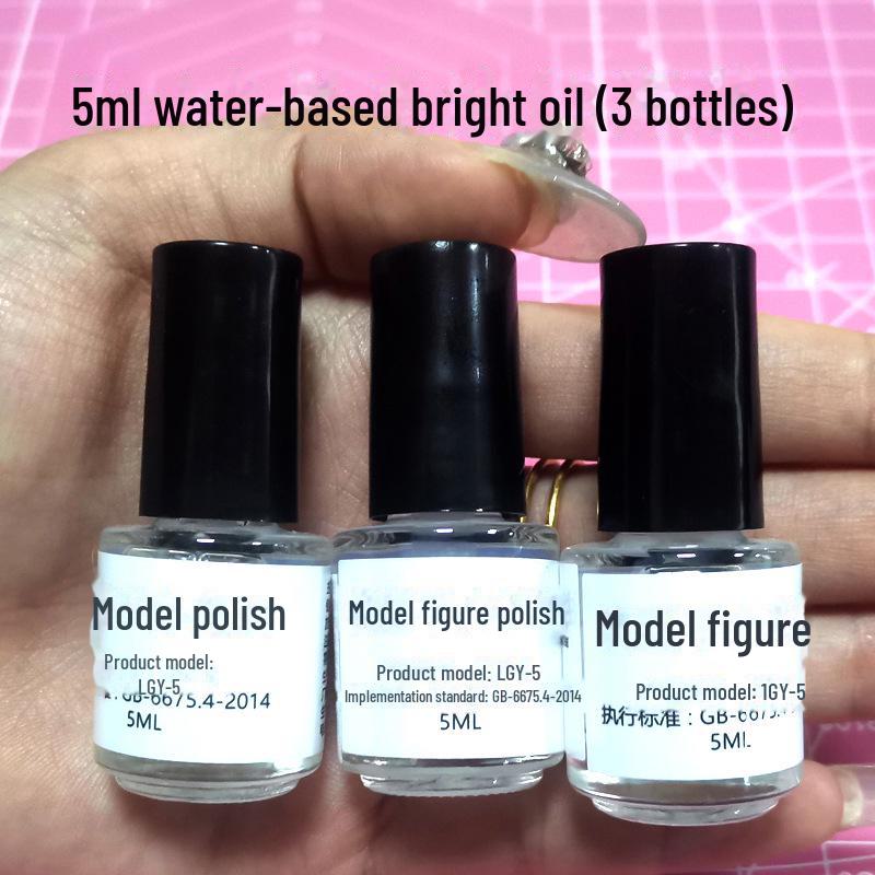 Szybkoschnący, nabłyszczający środek uszczelniający na bazie wody do lalek - przezroczysty, pyłoszczelny, rozświetlający płynny połysk