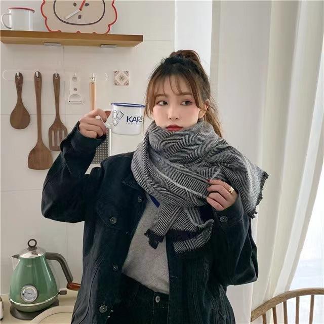 Imitation Cashmere Scarf Black and White Color Matching Small Fur Edge Tassel Versatile Thickened Men's and Women's Warm Shawl