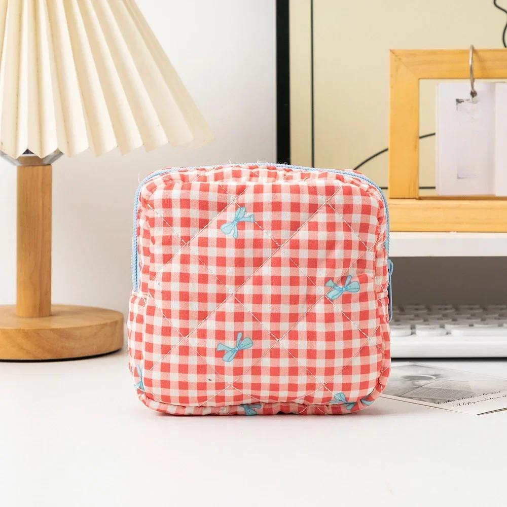 Cute Heart Print Cosmetic Bag Lipstick Brush Storage Bag Travel Toiletry Kit Women Kawaii Makeup Handbags Organizer Pouch Bags