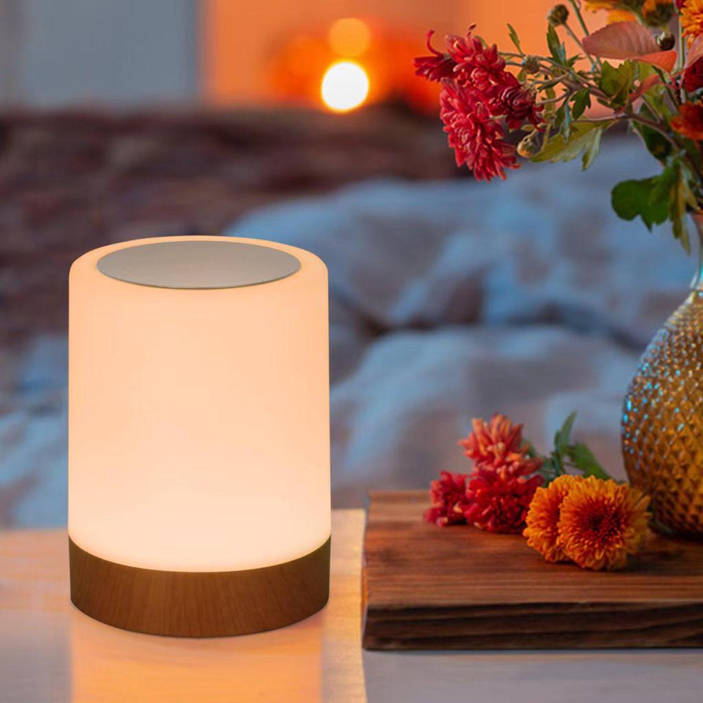 Nachtlicht mit Touch-Steuerung: Nachttischlampe zum Füttern des Babys & für entspannende Atmosphäre mit farbigem, weichem Schein