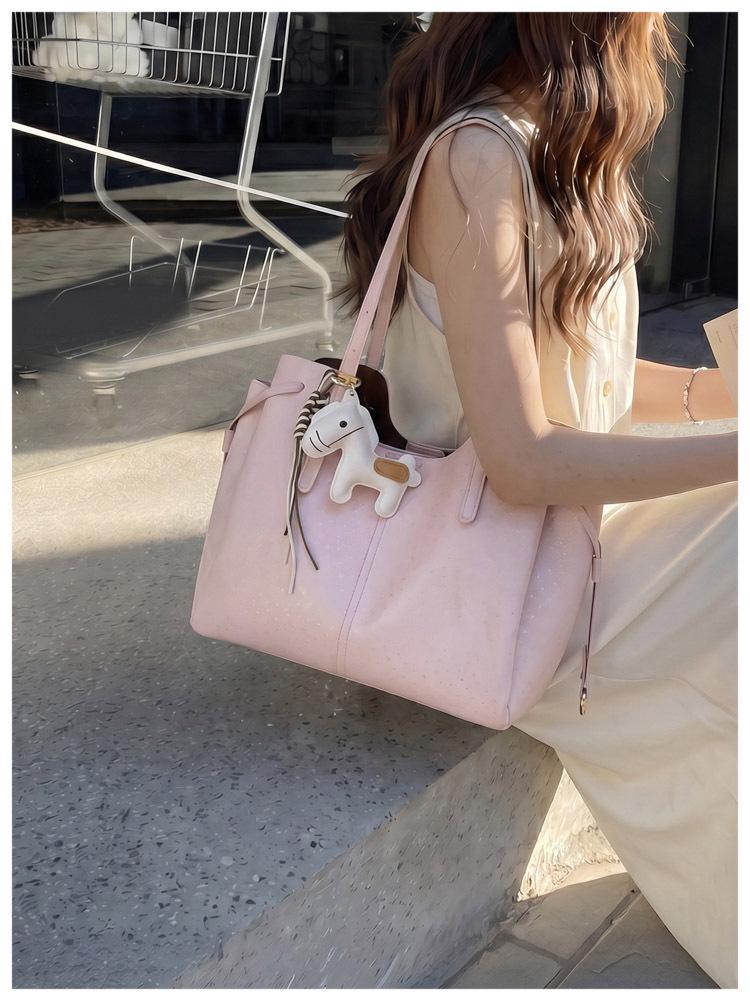 2026 Summer Exquisite Large Capacity Luxury Tote Bag - Stylish Single Shoulder and Hand-Held Design