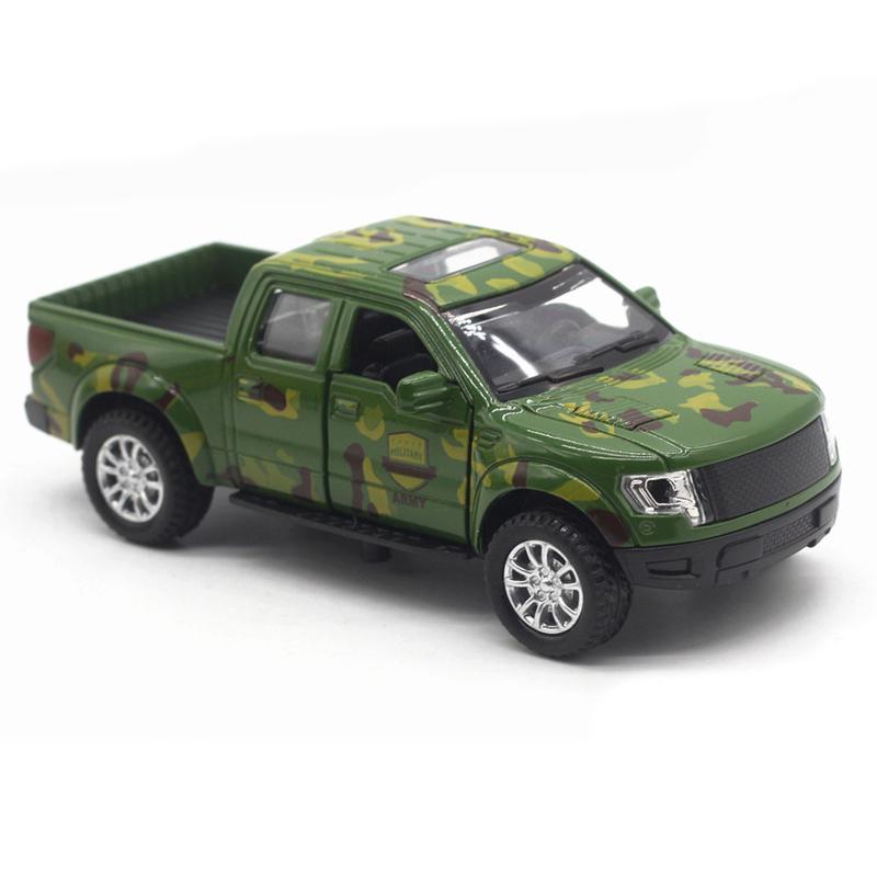1/32 Toyota Pickup Truck Toy Model Can Open Doors Camouflage Car Music Light Simulation Pull Back Car for Kids Toys Gifts