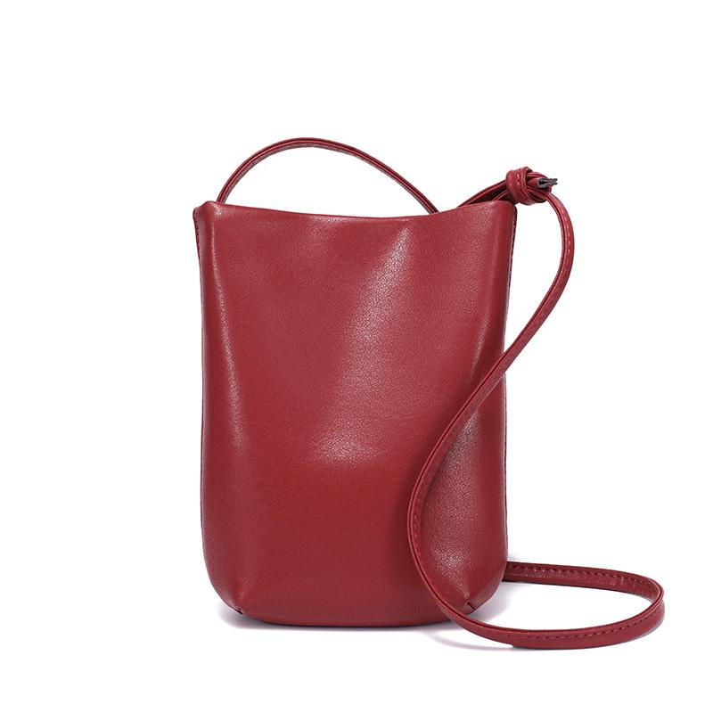 

Leather retro shoulder crossbody bag mobile phone bag women s summer new high-end feeling bucket bag small bag commuting красный