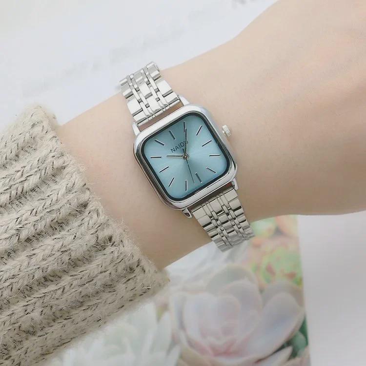 

Художественные квадратные кварцевые часы со стальным браслетом для женщин и девушек - Модный лесной дизайн синий