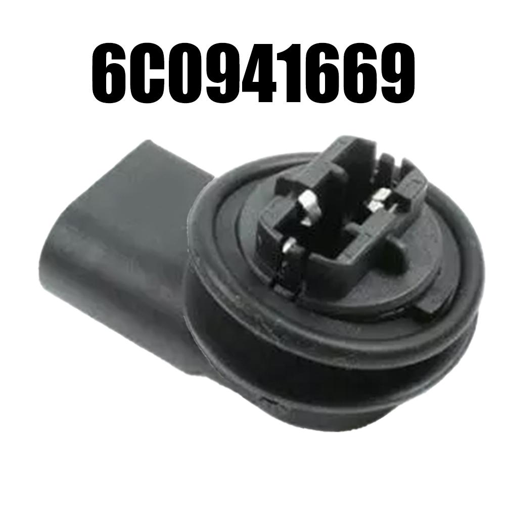 Bulb Socket Lamp Holder Car Front Daytime Light Bulb Socket For PASSAT For B8 For POLO 6C0941669 Accessories