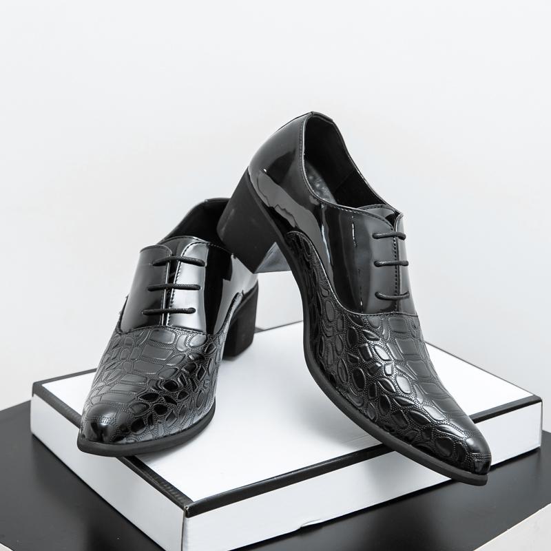 Retro-Trend Neue Herren Spitzes Alligator-Muster Patchwork Lässige Oxford-Schuhe Hochzeitskleid Homecoming Schuhwerk Zapatos Hombre