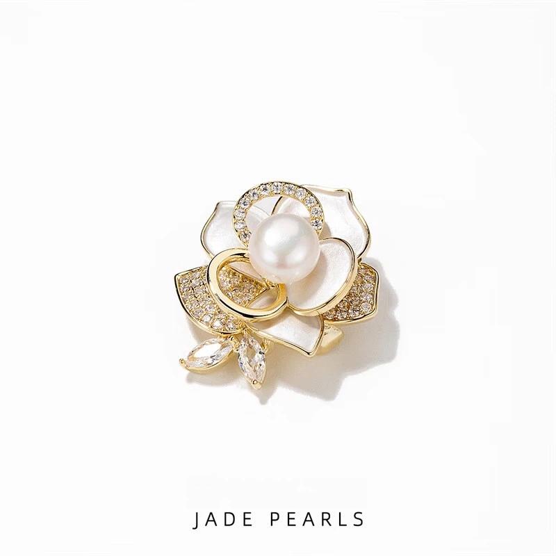 Qlady Camellia Brooch, Freshwater Pearl Corsage, Anti-Exposure Scarf Buckle