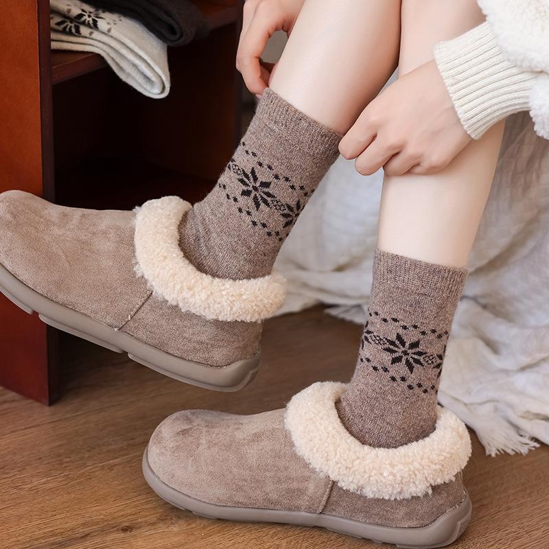 Wool Socks Children'S Season Mid-Tube Socks Trendy Retro Snowflake Fleece Thickened Warm Cashmere Stacking Socks Women