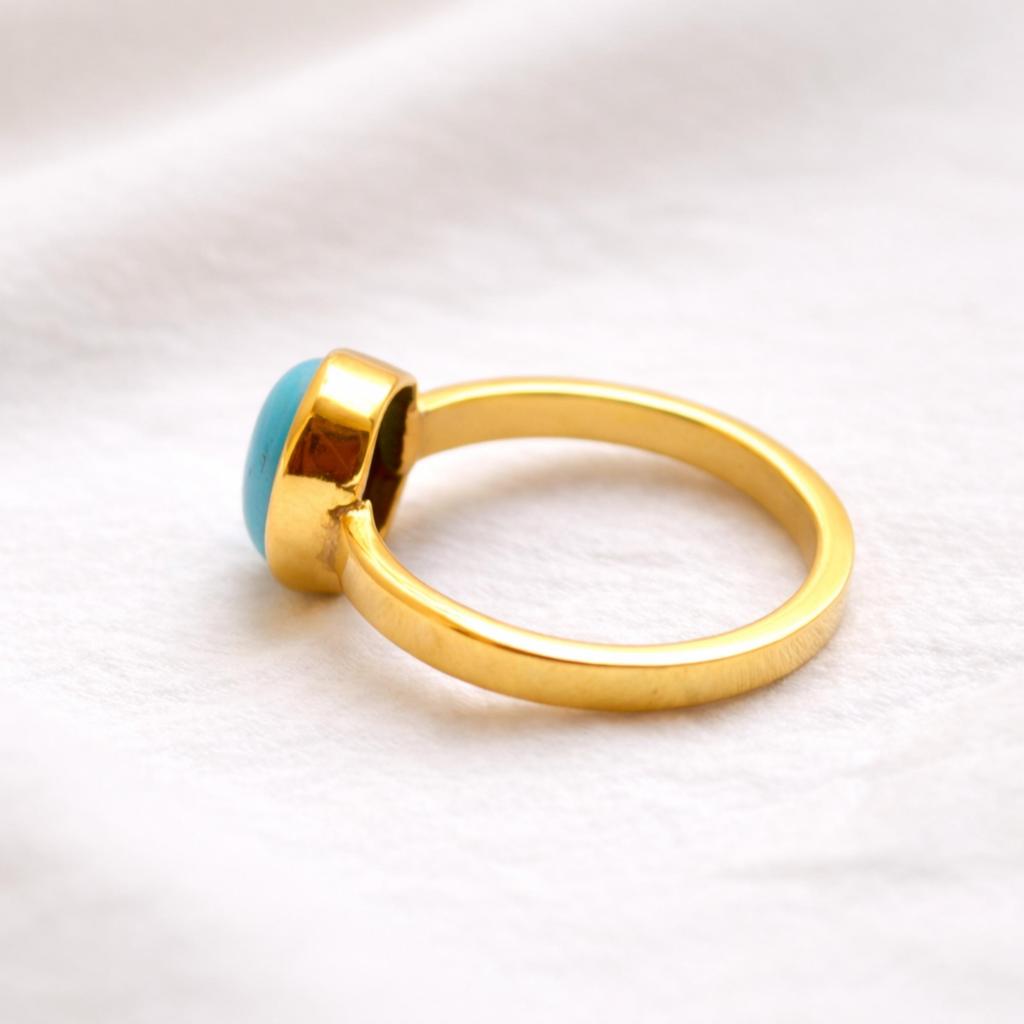 Statement-Ring mit Arizona-Türkis in vergoldetem 925er Sterlingsilber – Minimalistischer Ring mit blauem Edelstein