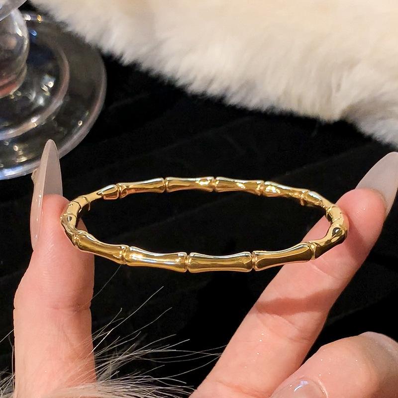 2026 Fashion Gypsy Star Diamond Ins Wind Jewelry Women's, Letter Niche Design Light Luxury Personality Wind Bracelet