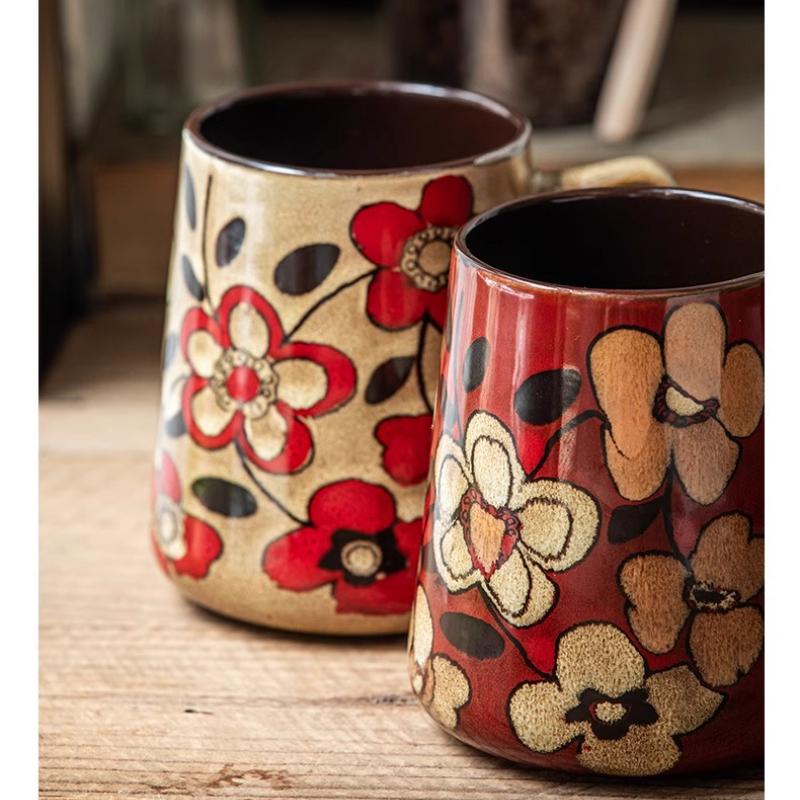 Velký keramický hrnek na kávu s uchem, ručně malovaný vintage květinový velký hrnek na kávu 700 ml, vysoký hrnek na čaj do kanceláře a domů, vhodný do mikrovlnné trouby a myčky nádobí