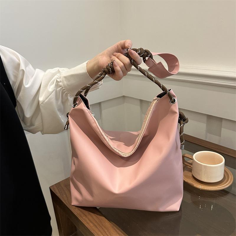 Premium texture large capacity tote bag women's autumn and winter lazy style versatile retro commuter student class shoulder bag
