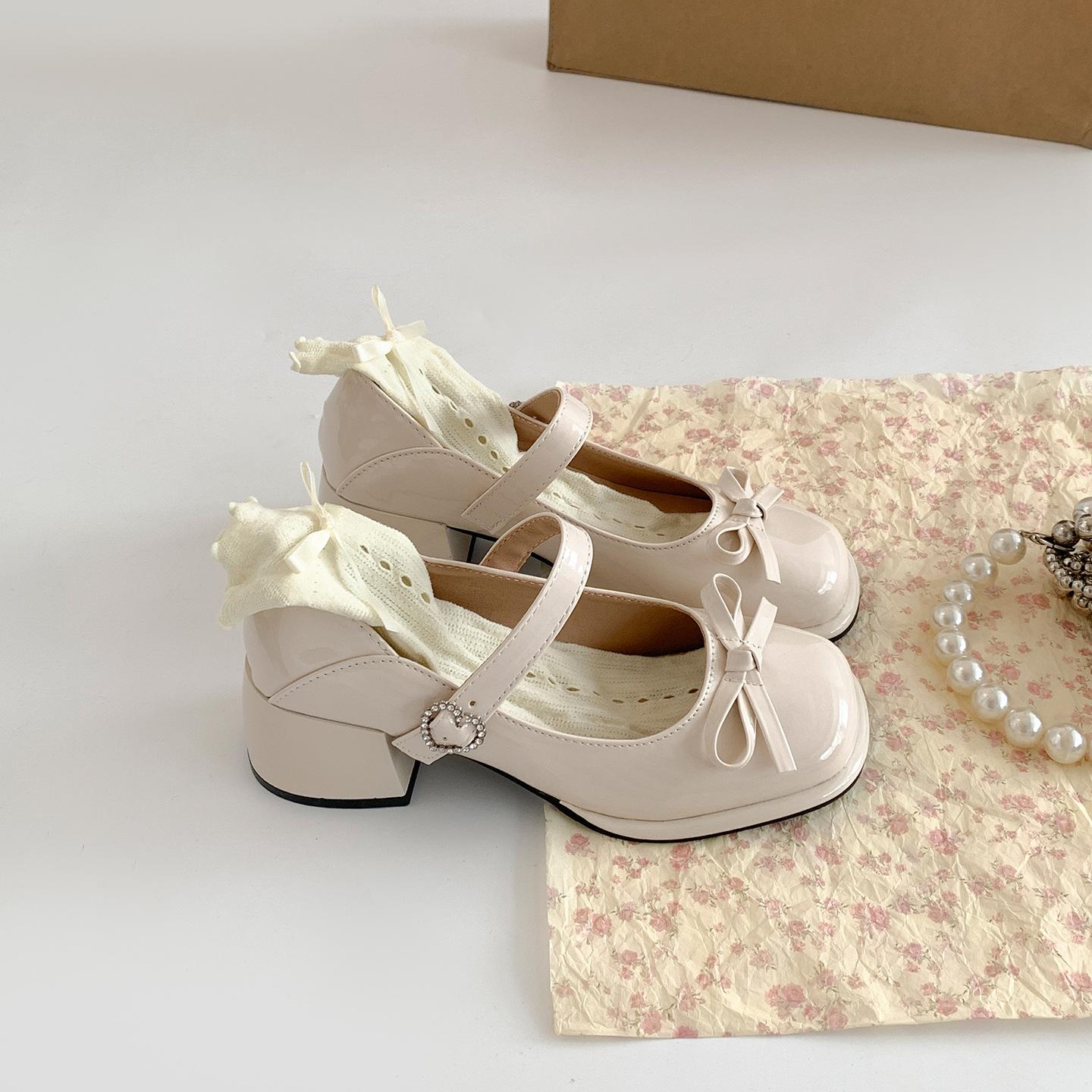 

Queen Fan White French Coarse Heel High Heels Women s Summer 2025 New Versatile Square Head Soft Sole Mary Jane Single Shoes 40 бежевый