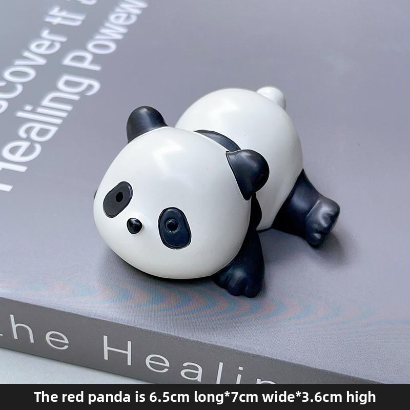 Little Panda Handmade Figurine, Cute Cake for Car Decoration, Tabletop Resin Small Handicraft, Small Animal Toy