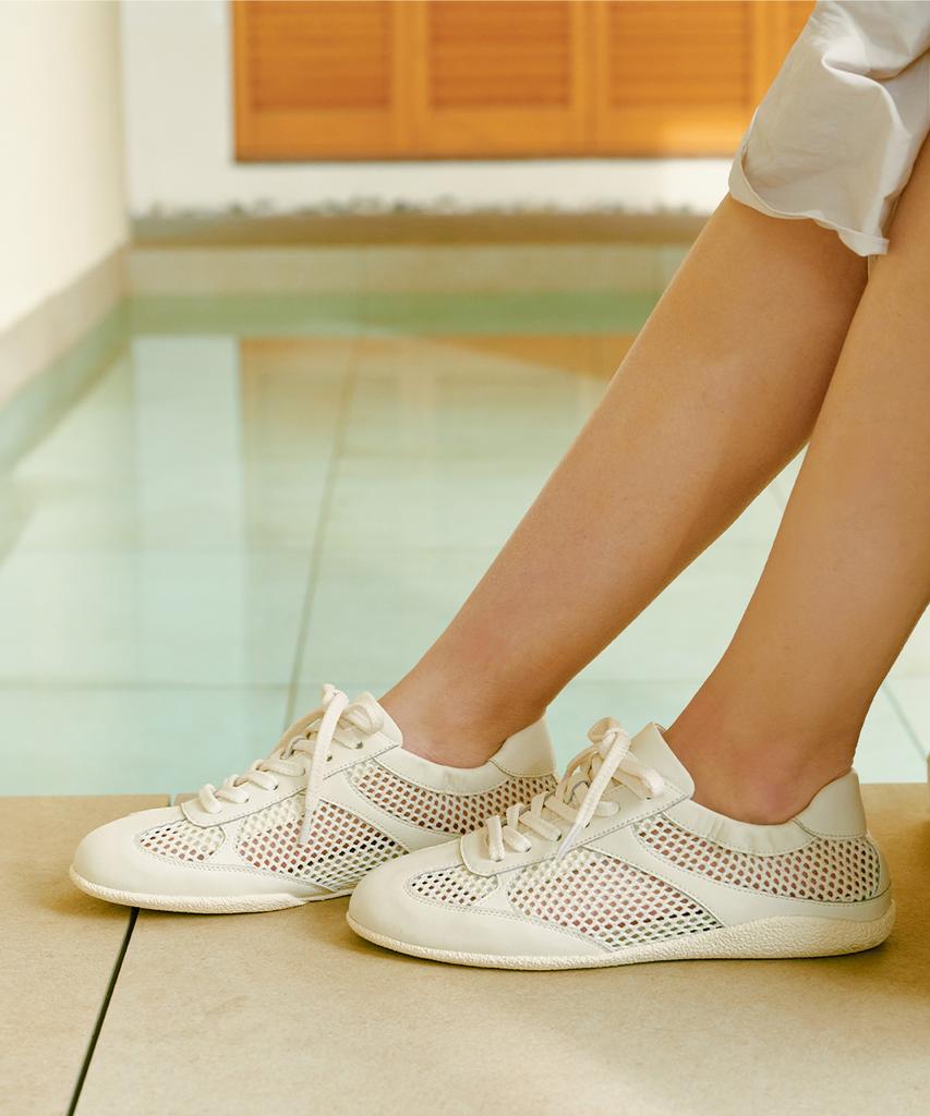 Rachel Cox Aris Mesh Sneakers_Rcc141N