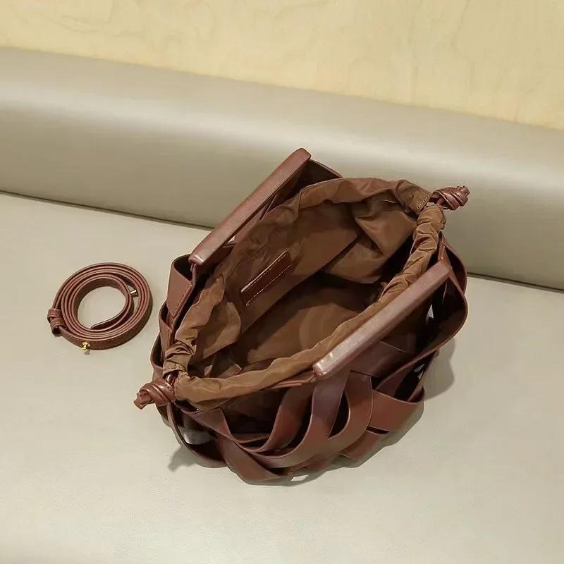 New arrival of high fashion top handle brown fabric shoulder bags for women with hollow design unique bucket bag style
