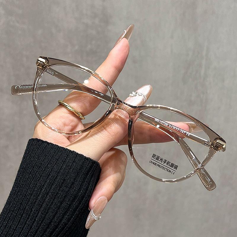 

Slack black frame cat eye glasses can be equipped with myopia plain whitening lenses anti-blue light eye frame pc frame світло-коричневого кольору