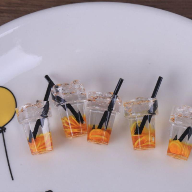 

2 шт. Миниатюрные игрушки, напитки, ледяной чай, соломинка, микроландшафтные украшения, игрушки для кукольного домика, аксессуары, кукольный домик, кухонный декор, детские подарки