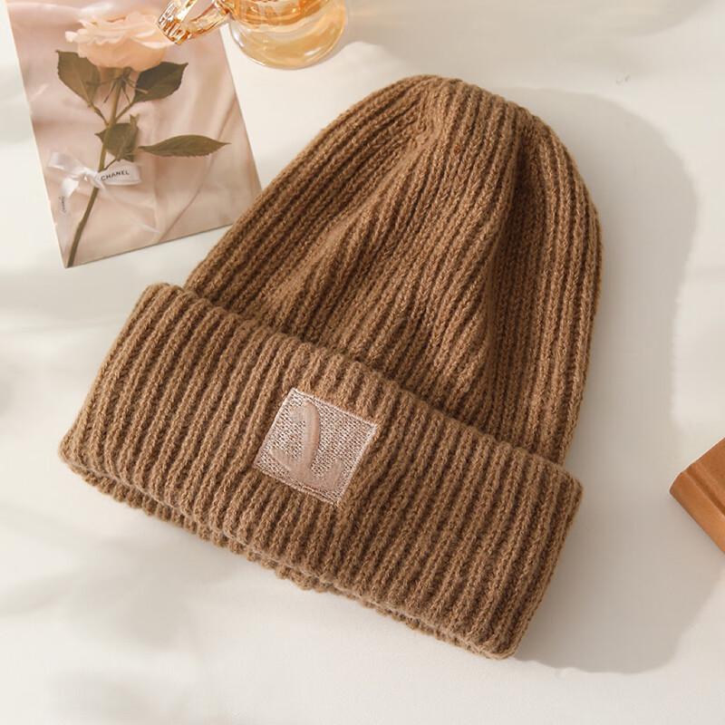Women's Embroidered Thick Knitted Beanie