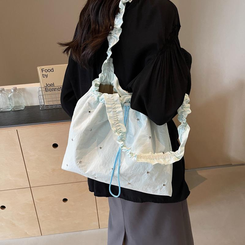 Fashi Tote Bag for Women Shoulder Bags Wrinkled Handheld Underarm Bag Class Bags for Girl Designer Bag Shopping Bags Sac
