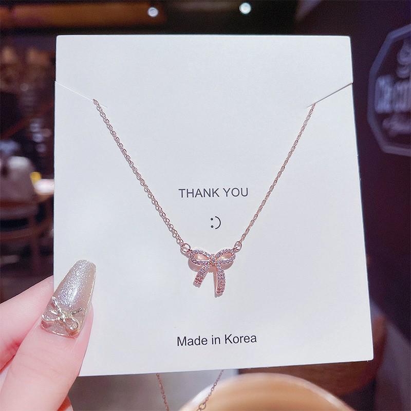 Elegant Zircon Titanium Steel Necklace: Women's Luxury Clavicle Chain with Fashion Pendant