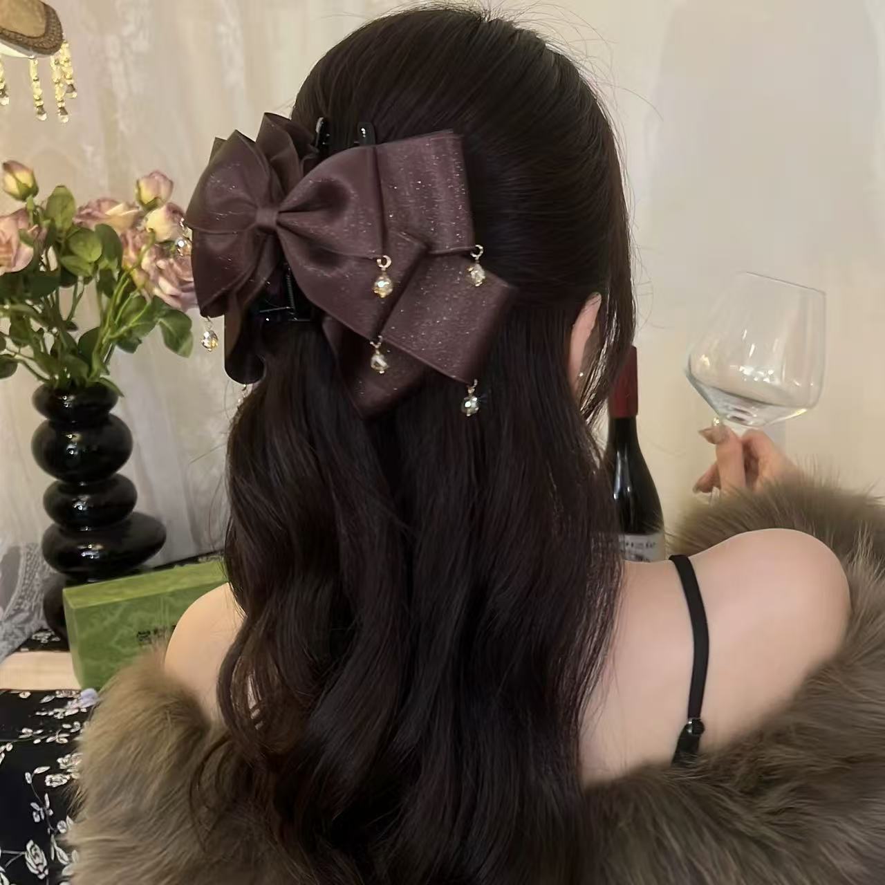 

New Exquisite Shiny Starry Sky Bow Hair Claw Women Luxury Red Fashion Elegant Tassel Hair Clip Back Head Clip Hair Accessories кавовий