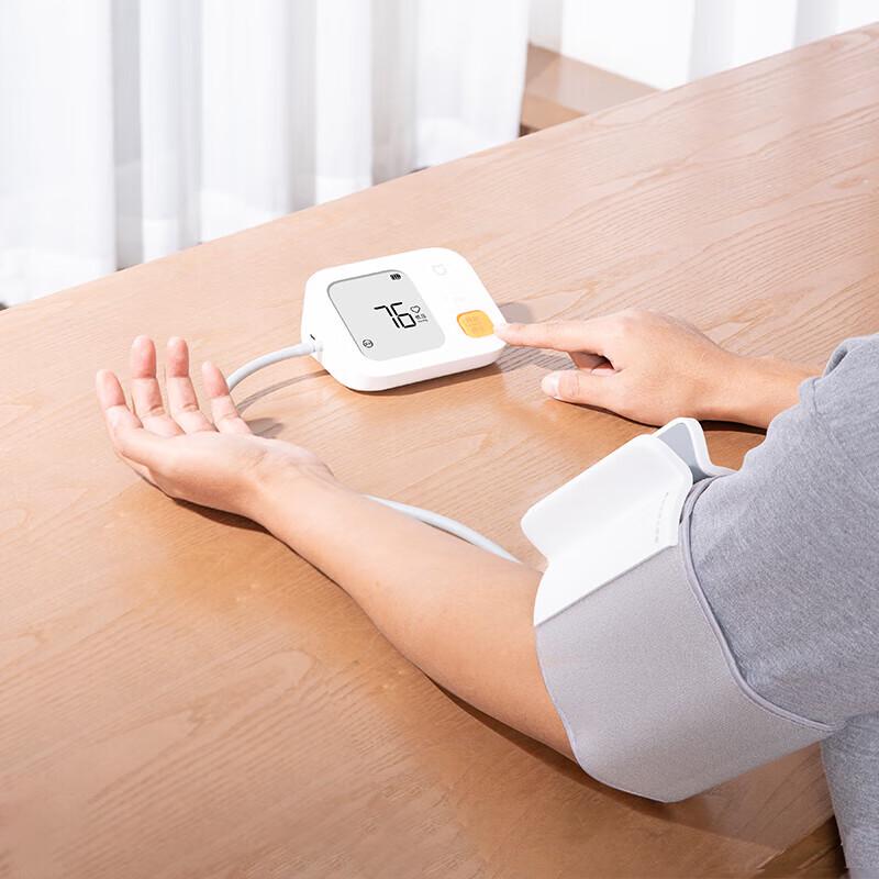 Xiaomi Mijia Smart Electronic Blood Pressure Monitor