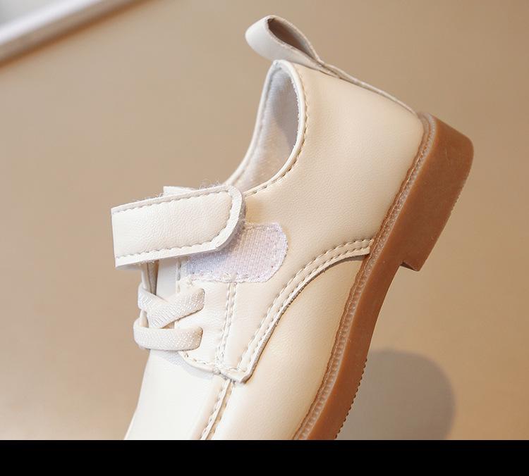2025 Vår/Höst Koreansk Stil Enfärgad Casual Läderskor för Pojkar & Flickor - Baby Walker & Mjuk Sula Alternativ