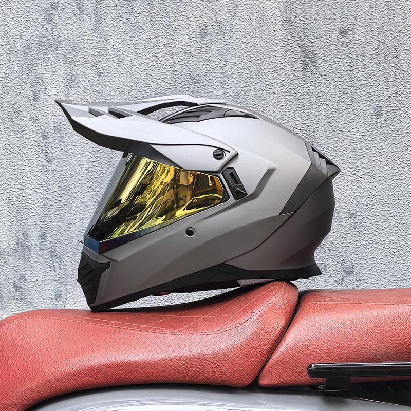 Unisex Motorcycle Rally Helmet with Single Visor for Road and Off-Road Long Distance Travel