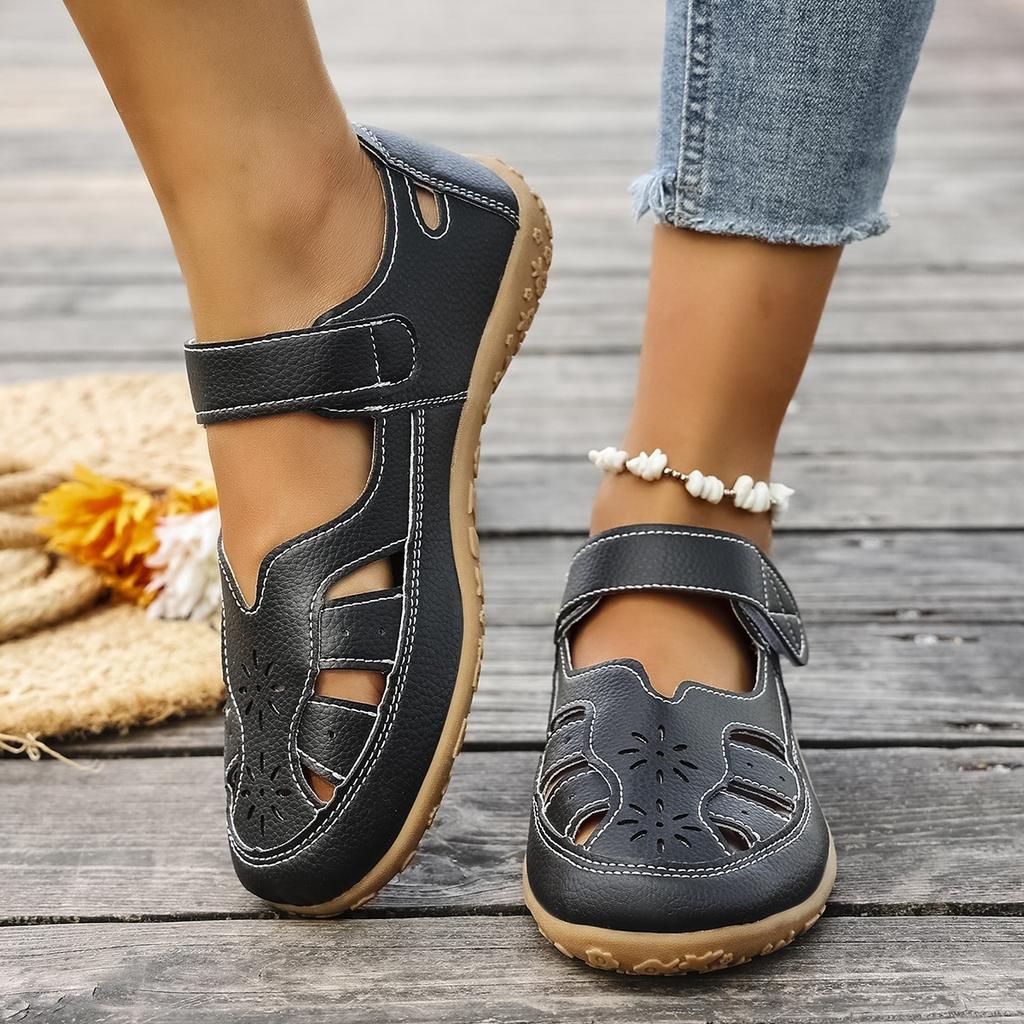 Anti-slip Shoes, Large Size, Flat Bottom, Casual Sandals, Women's, New Style with Openwork Design